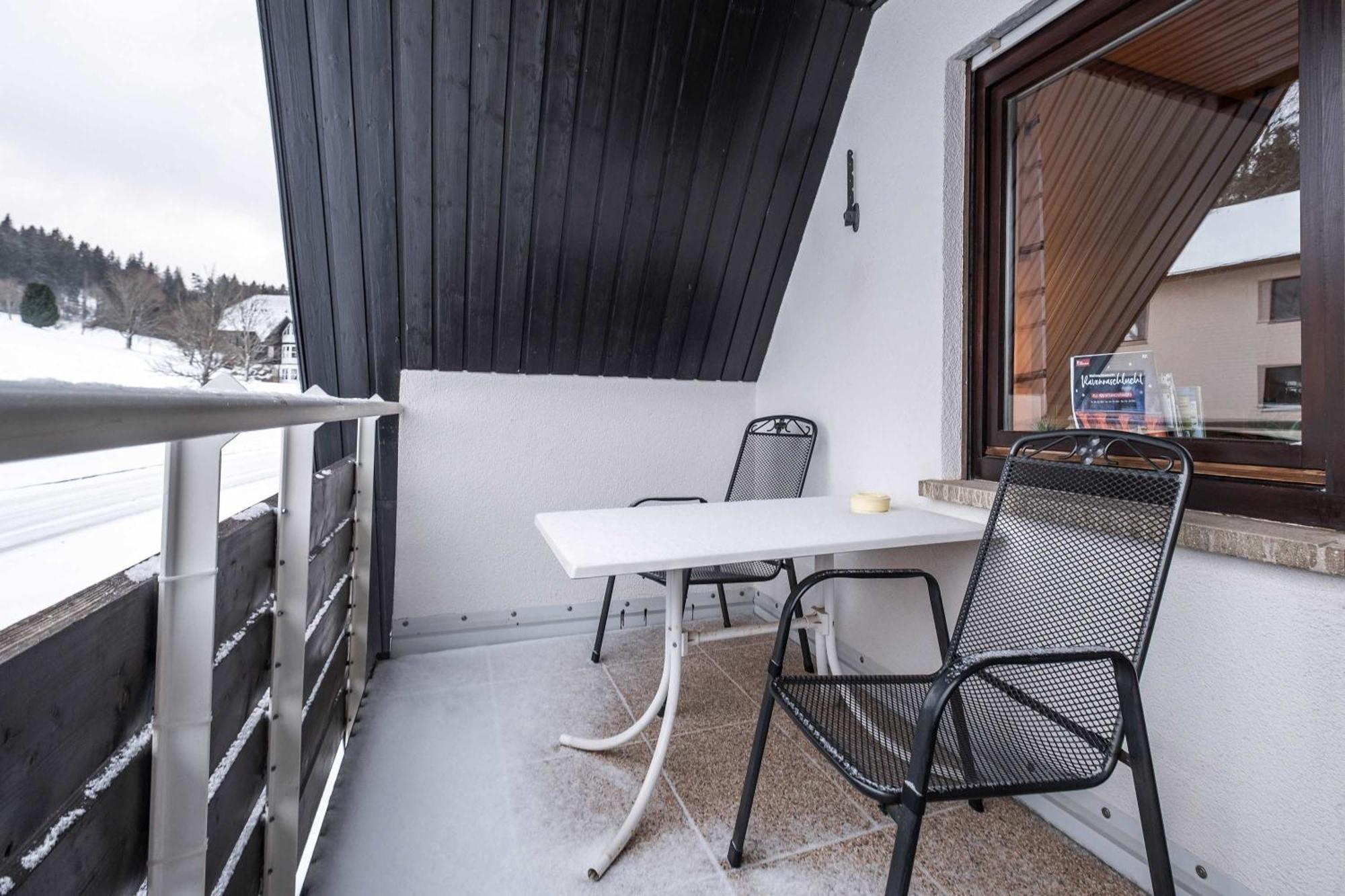 Relaxapartments Black Forest Moments - Maisonette-Wohnung Mit Sonnenbalkon, Schnelles Internet, Naehe Triberger Wasserfaelle, Fuer Bis Zu 4 Personen Schönwalde Exterior foto